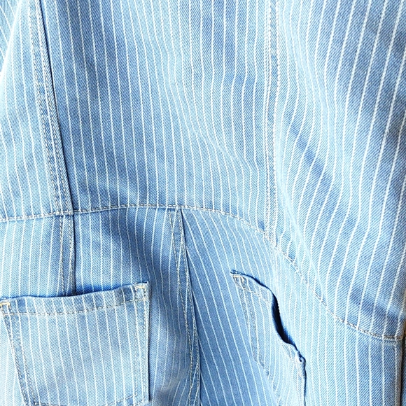 DKNY Shorts Overalls - Picture 5 of 5